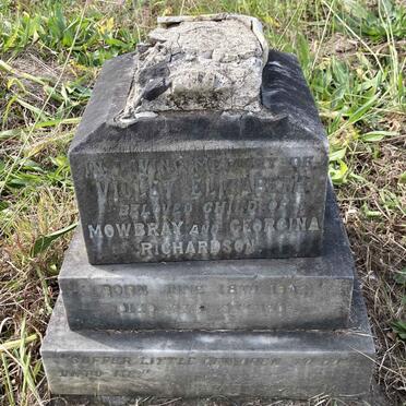 RICHARDSON Violet Elizabeth 1903-1905