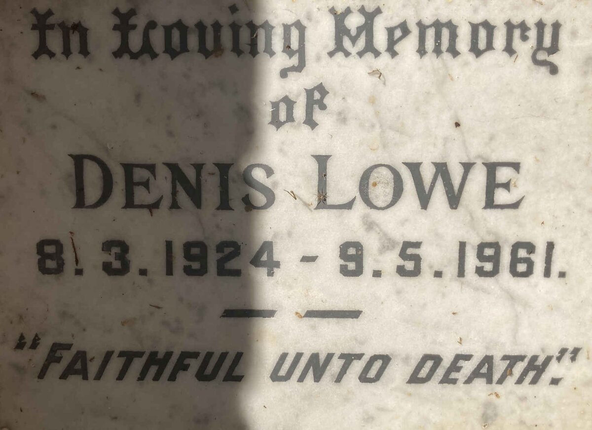 LOWE Denis 1924-1961