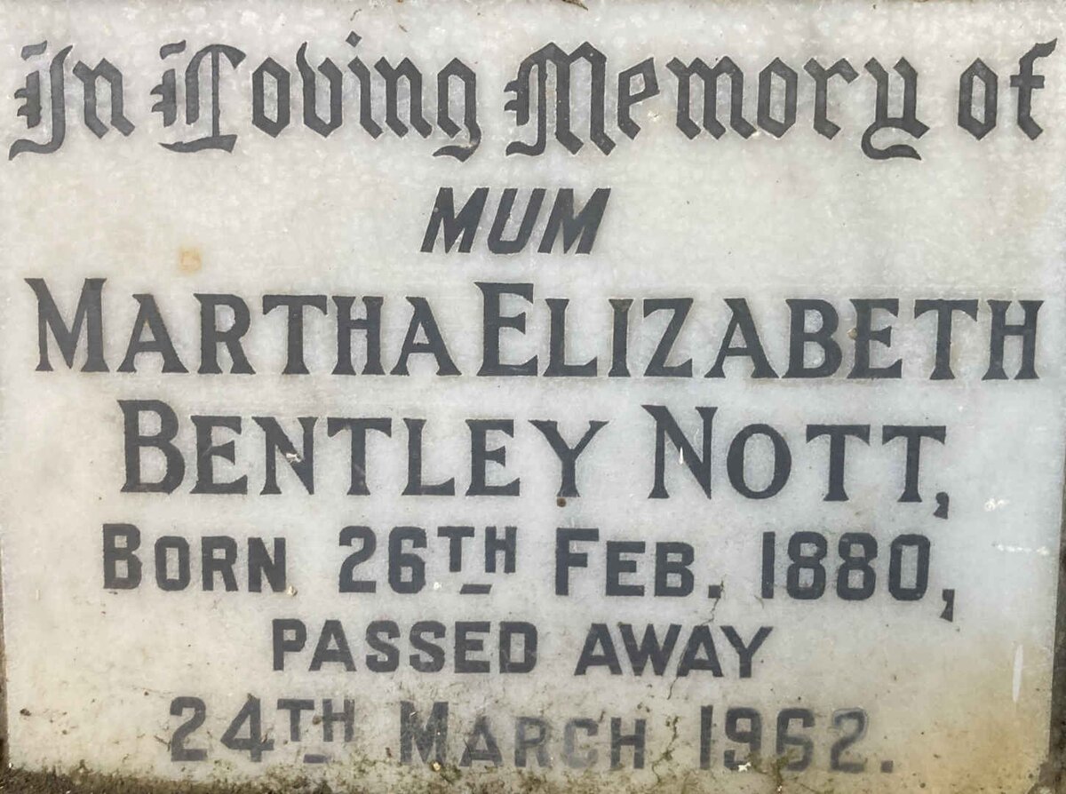 NOTT Martha Elizabeth Bentley 1880-1962