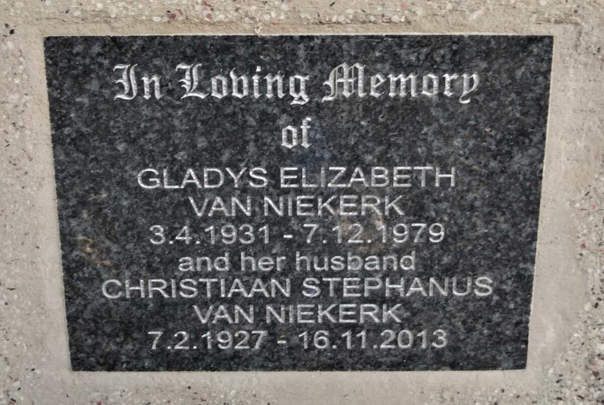 NIEKERK Christiaan Stephanus, van 1927-2013 & Gladys Elizabeth 1931-1979