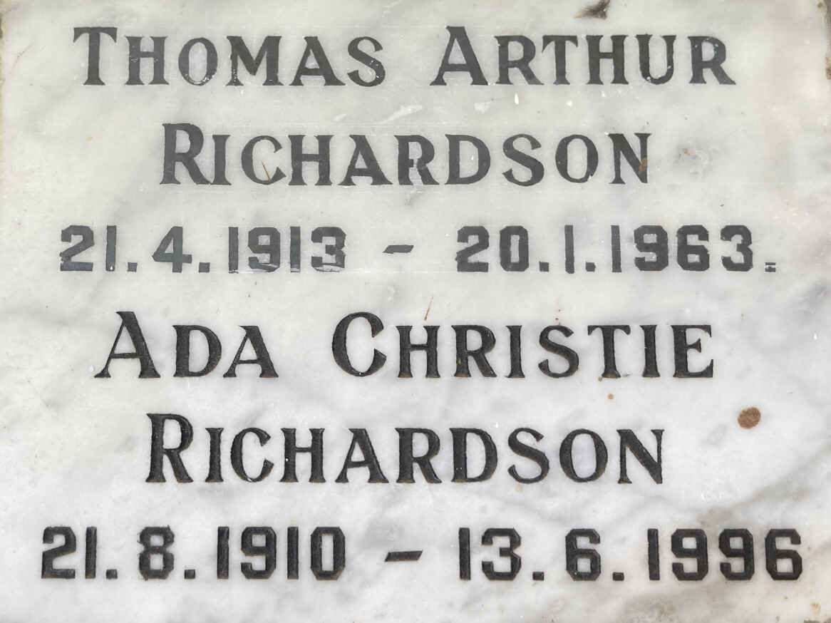 RICHARDSON Thomas Arthur 1913-1963 & Ada Christie 1910-1996