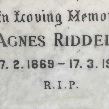 RIDDELL Agnes 1869-1960