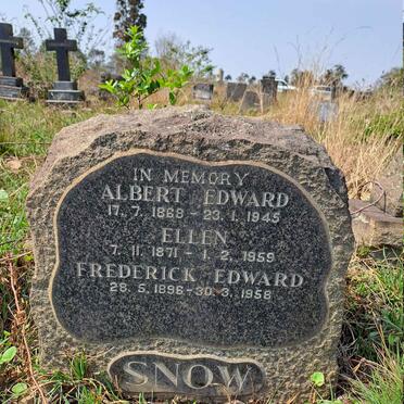 SNOW Albert Edward 1868-1945 :: SNOW Ellen 1871-1959 :: SNOW Frederick Edward 1896-1958