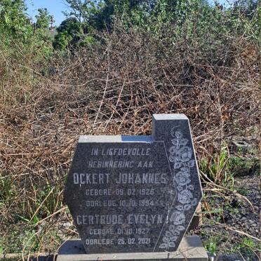 UPTON Ockert Johannes 1926-1994 & Gertrude Evelyn 1927-2021