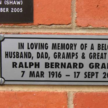 GRAHAM Ralph Bernard 1916-2003