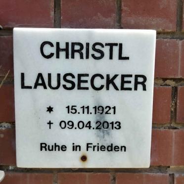 LAUSECKER Christl 1921-2013