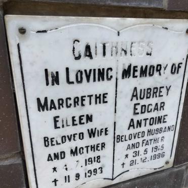 CAITHNESS Aubrey Edgar Antoine 1915-1996 &amp; Margrethe Eileen 1918-1993