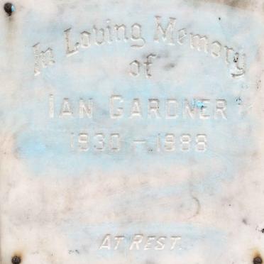GARDNER Ian 1930-1988