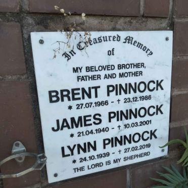 PINNOCK James 1940-2001 &amp; Lynn 1939-2019 :: PINNOCK Brent 1966-1986