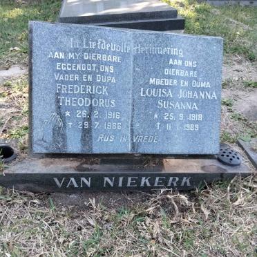 NIEKERK Frederick Theodorus, van 1916-1986 &amp; Louisa Johanna Susanna 1918-1989
