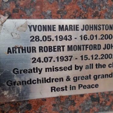 JOHNSTONE Arthur Robert Montford 1937-2002 & Yvonne Marie 1943-2006
