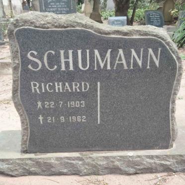 SCHUMANN Richard 1903-1962