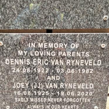 RYNEVELD Dennis Eric, van 1922-1982 & J.J. 1925-2020