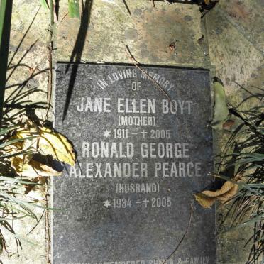 BOYT Jane Ellen 1911-2005 :: PEARCE Ronald George Alexander 1934-2005