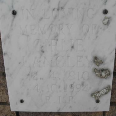 LANGLEY Girlie 1910-1994