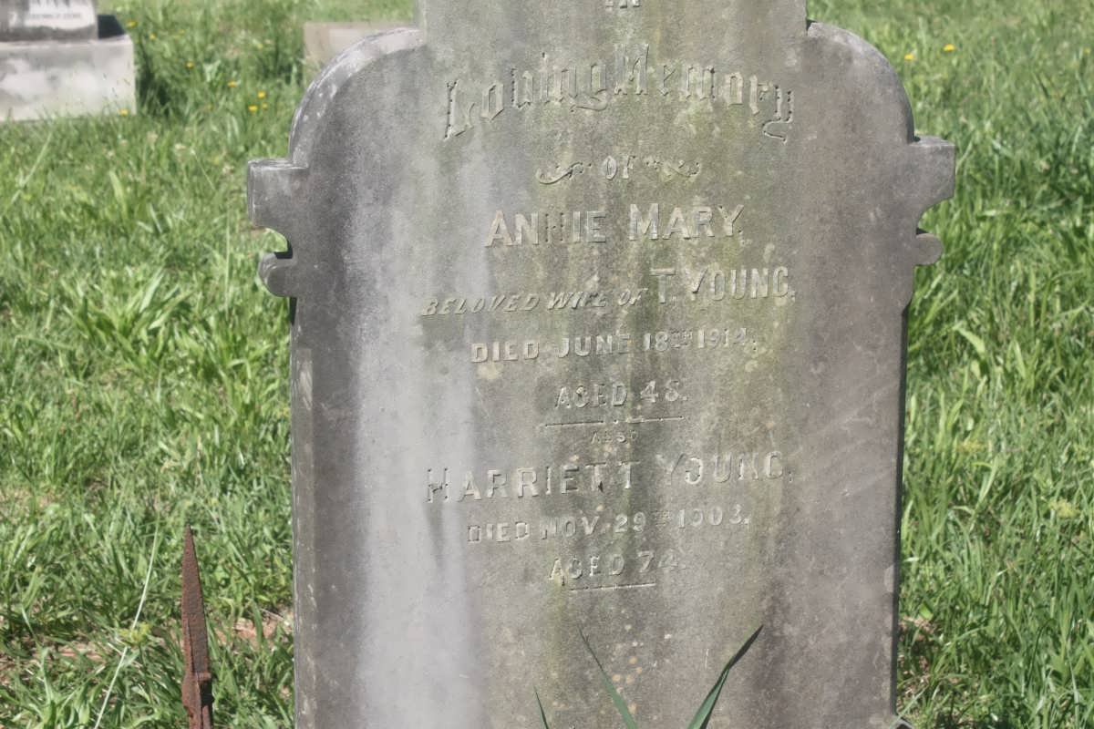 YOUNG Annie Mary -1914 :: YOUNG Harriet -1903