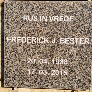 B - Vanne :: Surnames - B