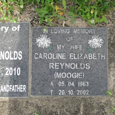 REYNOLDS Caroline Elizabeth nee MOOGIE 1963-2002