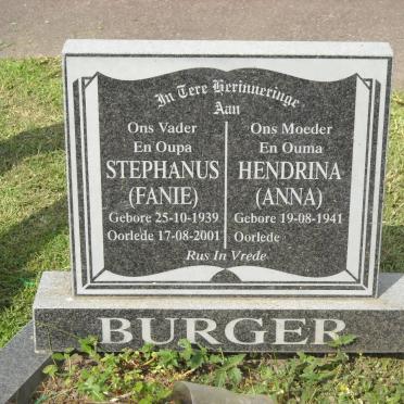 BURGER Stephanus 1939-2001 &amp; Hendrina 1941-