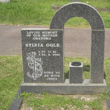 OGLE Sylvia 1925-2001