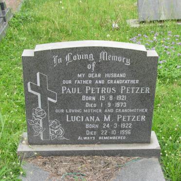 PETZER Paul Petrus 1921-1973 &amp; Luciana M. 1922-1996