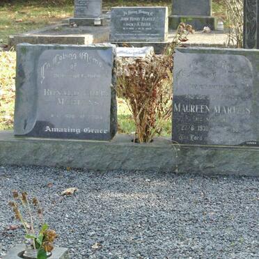 MARTENS Ronald Fritz 1926-2013 &amp; Maureen MAPSTONE 1930-1993