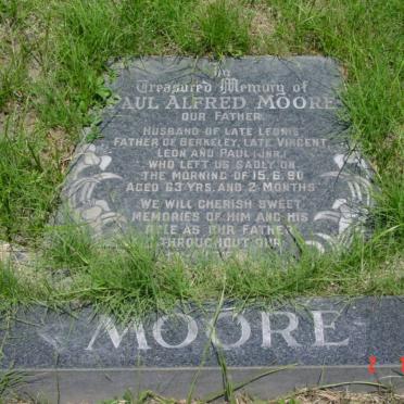 MOORE Paul Alfred  -1980 