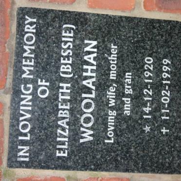 WOOLAHAN Elizabeth 1920-1999