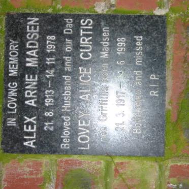 MADSEN Alex Arne 1913-1978 &amp; Lovey Alice Curtis GRIFFITHS 1917-1998