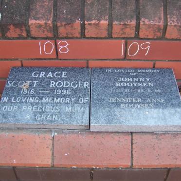 RODGER Grace 1916-1996, Scott :: BOOYSEN Johnny 31-97 &amp; Jennifer Anne