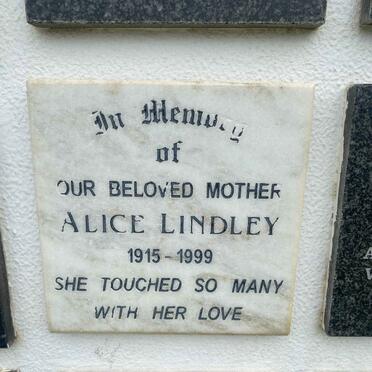 LINDLEY Alice 1915-1999
