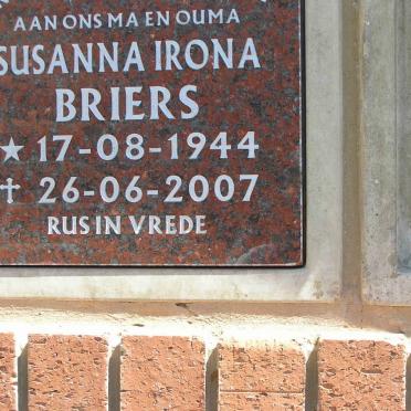 BRIERS Susanna Irona 1944-2009