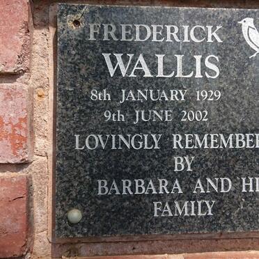 WALLIS Frederick 1929-2002
