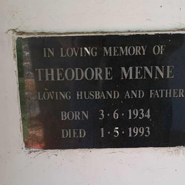 MENNE Theodore 1934-1993