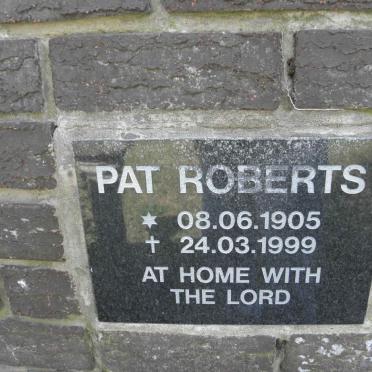 ROBERTS Pat 1905-1999