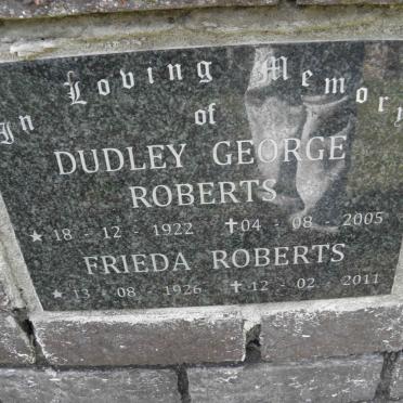 ROBERTS Dudley George 1922-2005 &amp; Frieda 1926-2011