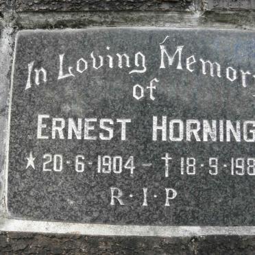 HORNING Ernest 1904-1985