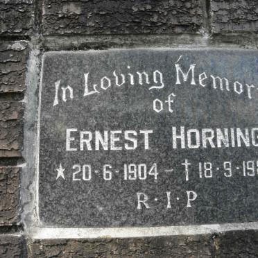 HORNING Ernest 1904-1985