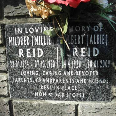 REID Albert 1928-2009 &amp; Mildred 1934-1990