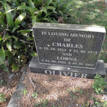 OLIVIER Charles 1913-1974 &amp; Lorna 1923-2004