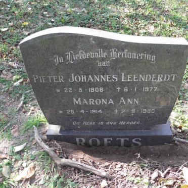 ROETS Pieter Johannes Leenderdt 1908-1977 &amp; Marona Ann 1914-1980