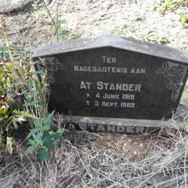 STANDER At 1919-1989