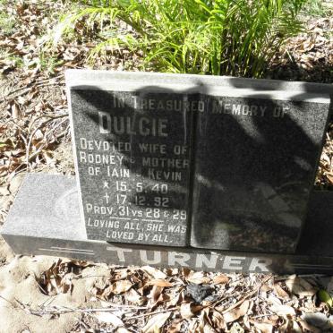TURNER Dulcie 1940-1992