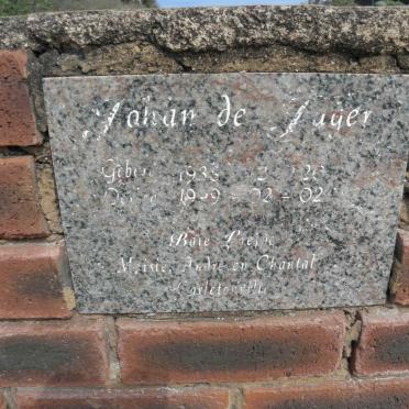 Kwazulu-Natal, UVONGO, Uvongo River Mouth Memorial Plaques