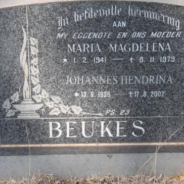 BEUKES Johannes Hendrina 1936-2002 &amp; Maria Magdelena 1941-1979