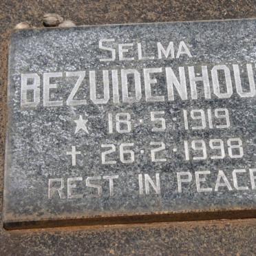BEZUIDENHOUT Selma 1919-1998