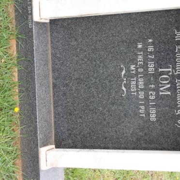 DOUGHERTY Tom 1961-1998