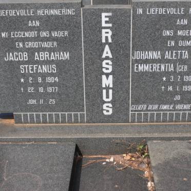 ERASMUS Jacob Abraham Stefanus 1904-1977 Johanna Aletta Henrietta Emmerentia OLCKERS 1903-1994