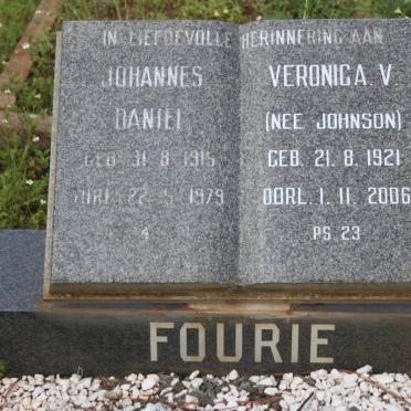FOURIE Johannes Daniel 1915-1979 &amp; Veronica V. JOHNSTON 1921-2006