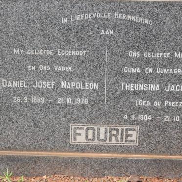 FOURIE Daniel Josef Napoleon 1889-1970 &amp; Theunsina Jacomina Du PREEZ 1904-1990